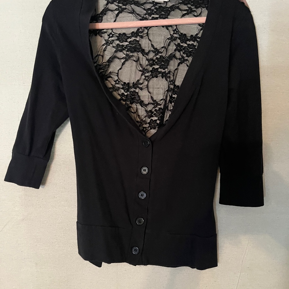 Lace babies 3/4 sleeve button up top